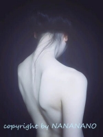セルフポートレイト七菜乃写真展　 「裸体というドレス」　Nudity, my dress　