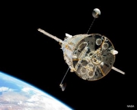 2009年、地球周回軌道上で最後の サービスミッション（宇宙飛行士の 船外活動による修理）を終えた ハッブル宇宙望遠鏡 ⓒNASA 