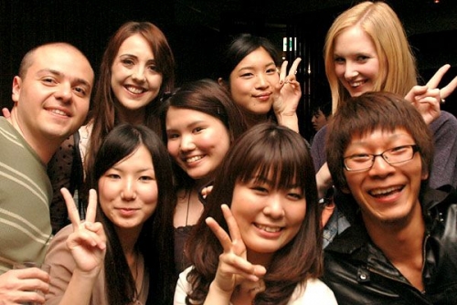 ☆大阪で外国人のお友達が作れるパーティー☆The FIFO インターナショナルパーティー