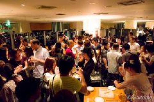 11/23(金)青山 寿司＆イタリアンビュッフェの豪華レセプションパーティー /1,000名パーティー